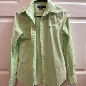 Custom fit green polo